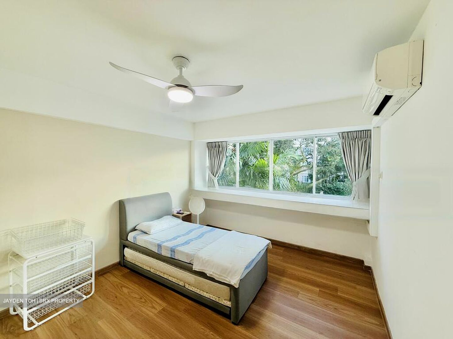 Pine Grove (D21), Condominium #504019061